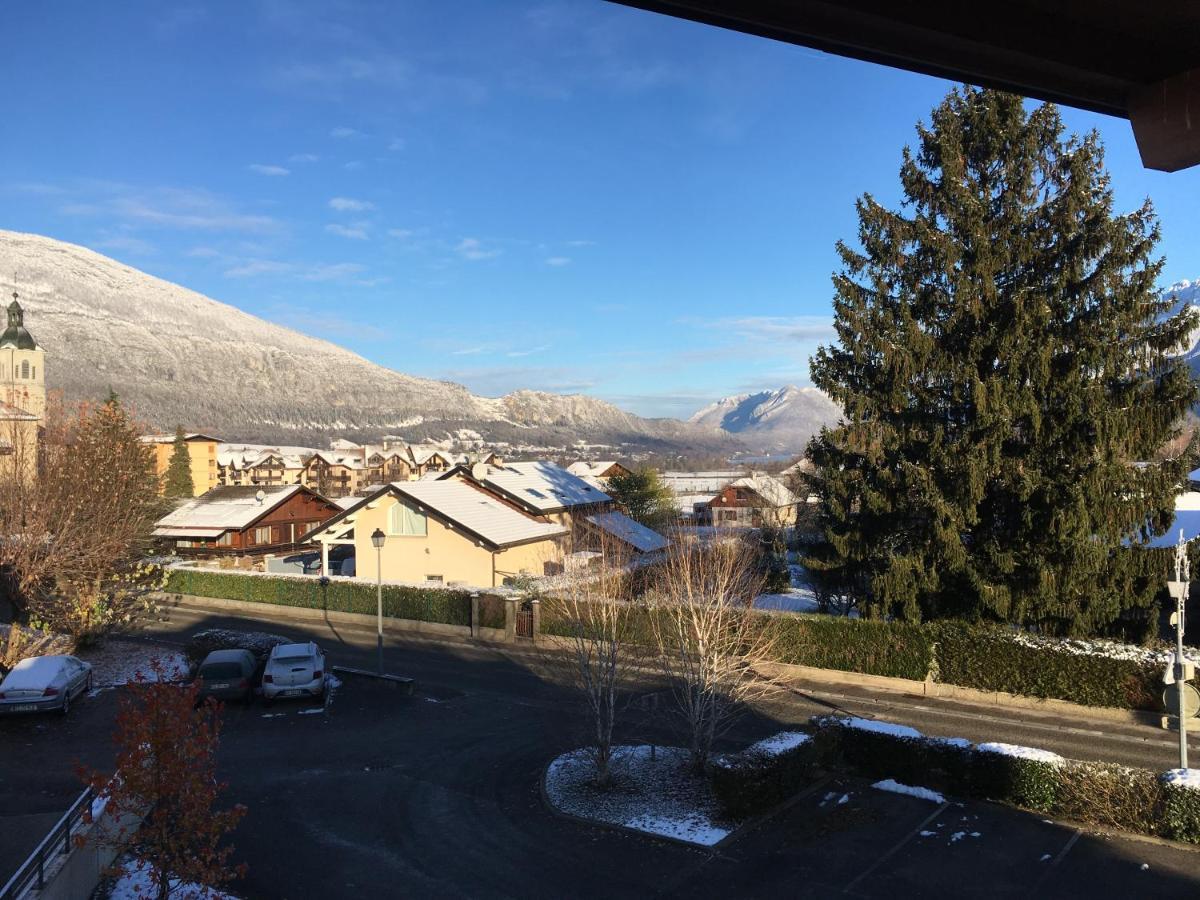 Appartement Plein Centre Village, Vue Montagnes, Proximite Immediate Lac Дусар Екстериор снимка