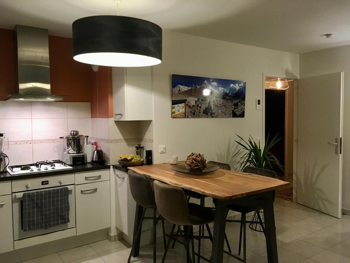 Appartement Plein Centre Village, Vue Montagnes, Proximite Immediate Lac Дусар Екстериор снимка