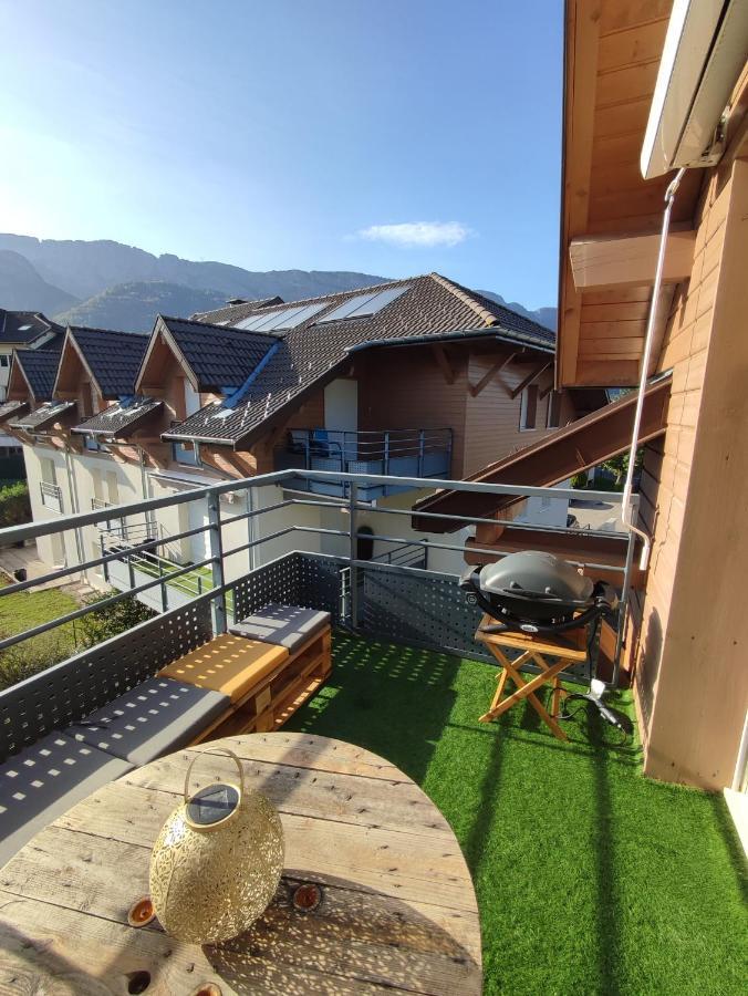 Appartement Plein Centre Village, Vue Montagnes, Proximite Immediate Lac Дусар Екстериор снимка