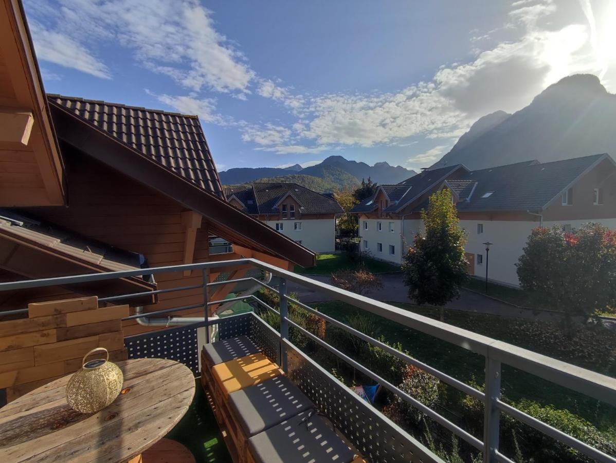 Appartement Plein Centre Village, Vue Montagnes, Proximite Immediate Lac Дусар Екстериор снимка