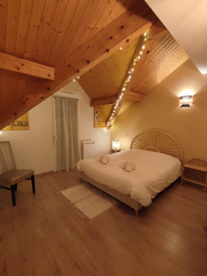 Appartement Plein Centre Village, Vue Montagnes, Proximite Immediate Lac Дусар Екстериор снимка